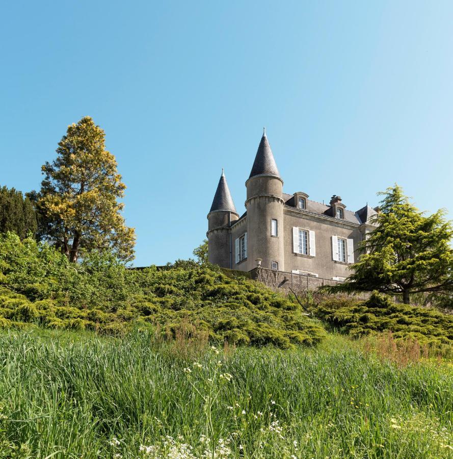 ชาโต โอต รอช Bed & Breakfast Oudon ภายนอก รูปภาพ