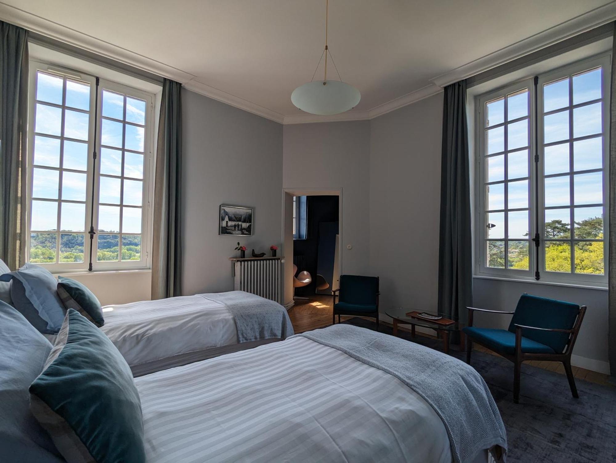 ชาโต โอต รอช Bed & Breakfast Oudon ภายนอก รูปภาพ
