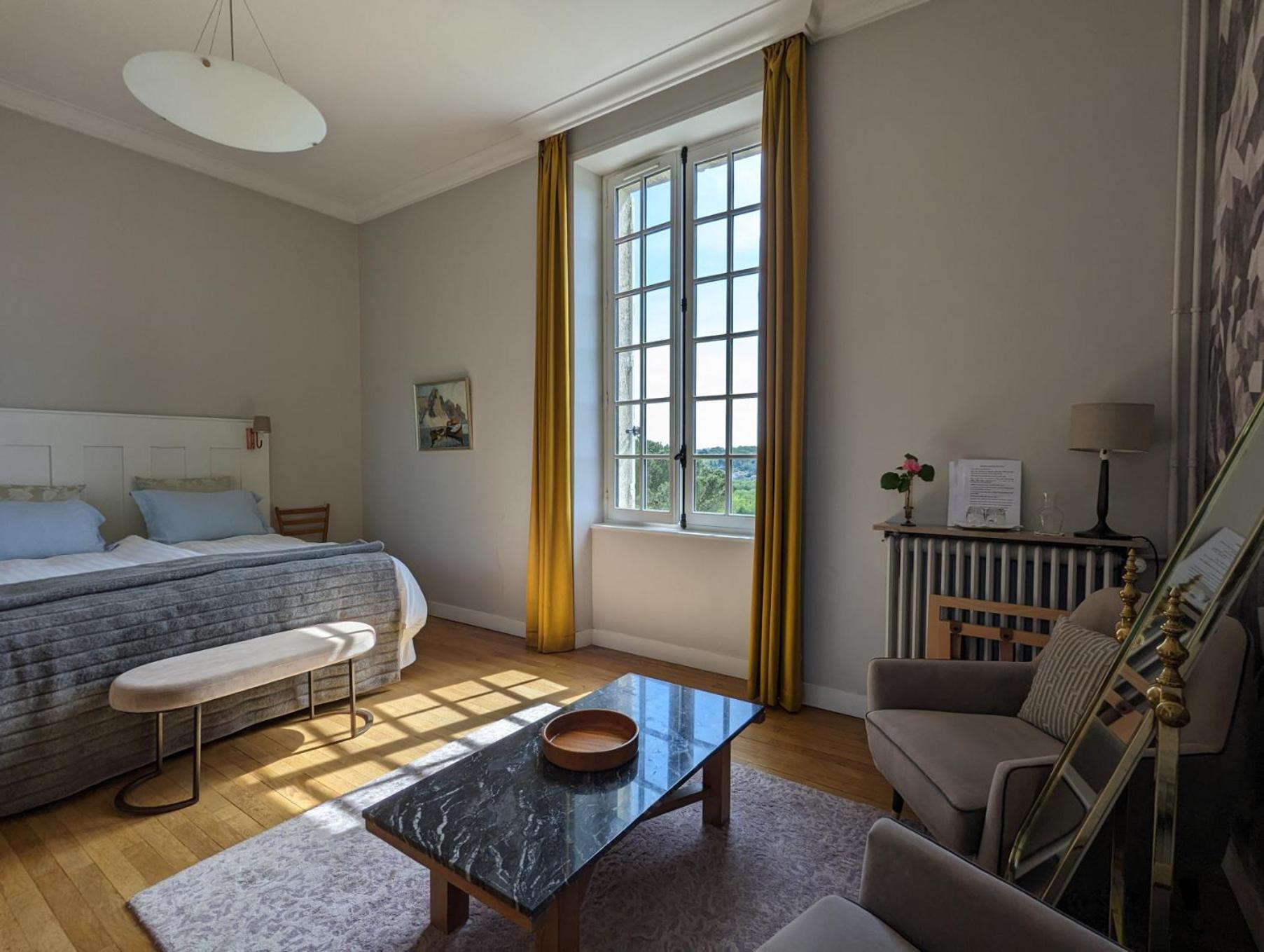 ชาโต โอต รอช Bed & Breakfast Oudon ภายนอก รูปภาพ