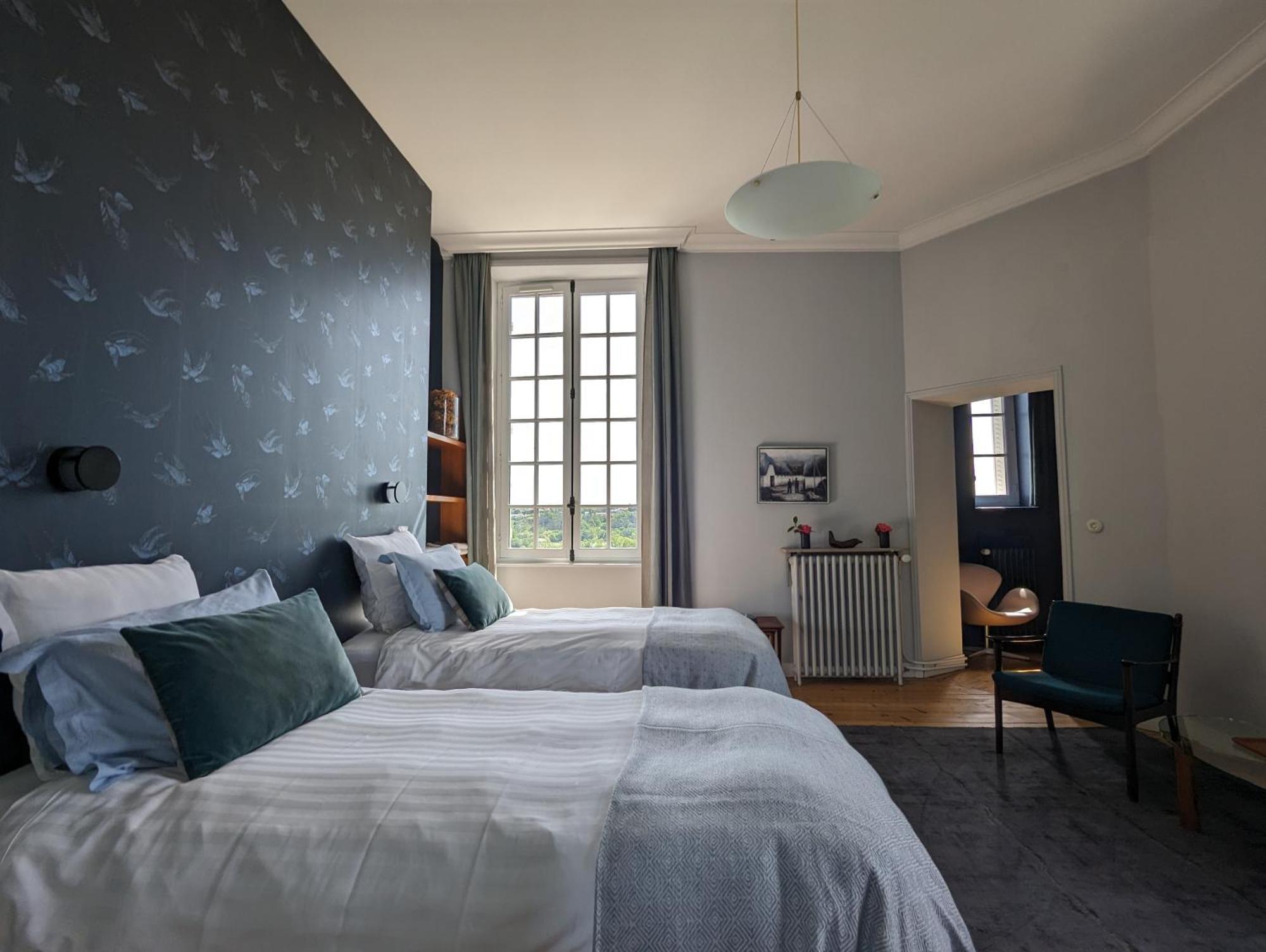 ชาโต โอต รอช Bed & Breakfast Oudon ภายนอก รูปภาพ
