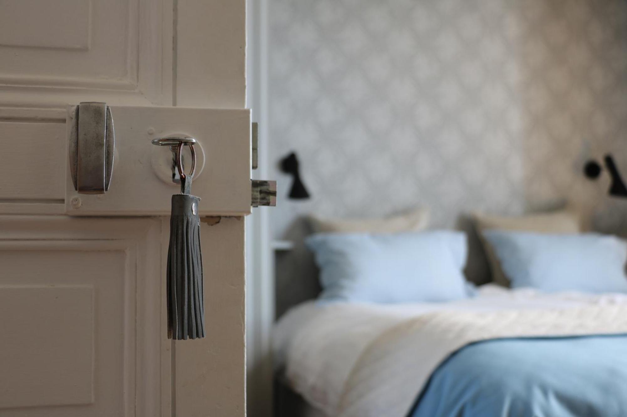ชาโต โอต รอช Bed & Breakfast Oudon ภายนอก รูปภาพ